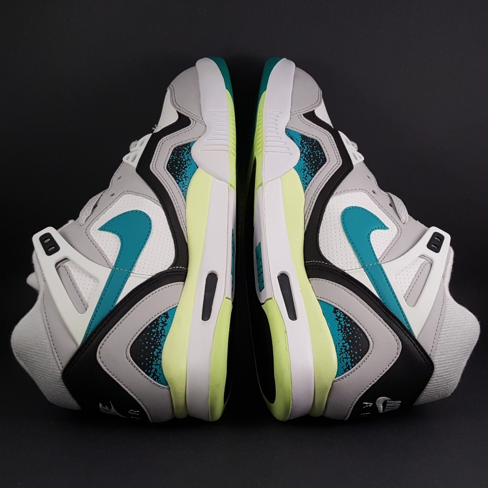 [❌**SOLD**❌] Nike Air Tech Challenge 2 - Picture 3 of 8